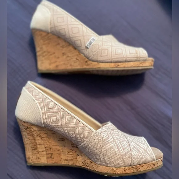 Tom's Calypso Canvas Wedge Espadrille size 8 - Picture 3 of 6